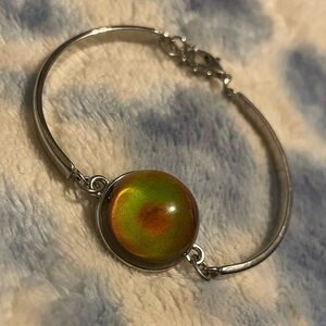 Color Changing Mood Stone Bracelet w/ Large Stone